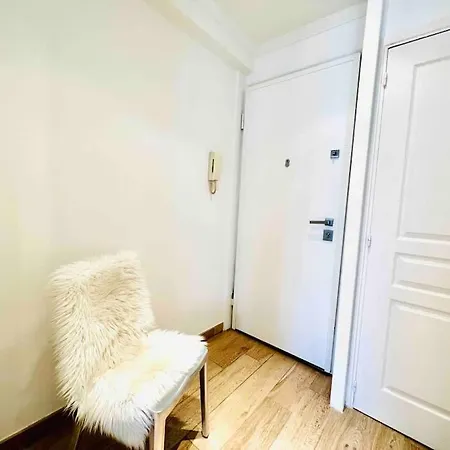 Centre , Magnifique , 5 Min Palais Apartment