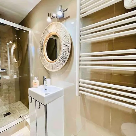 Apartment Centre , Magnifique , 5 Min Palais *