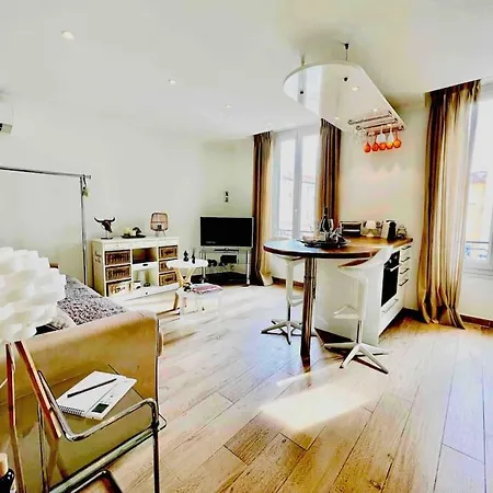 Apartment Centre , Magnifique , 5 Min Palais