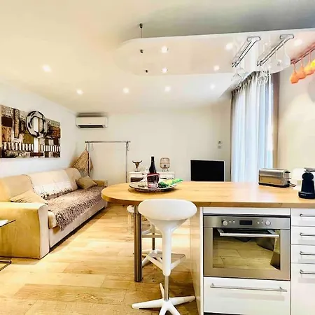Apartment Centre , Magnifique , 5 Min Palais *
